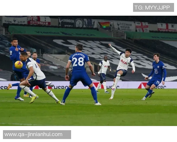 穆里尼奥回忆切尔西旧情:如同爱情般的深厚情感依然存在 穆里尼奥回忆切尔西旧情:如同爱情般的深厚情感依然存在