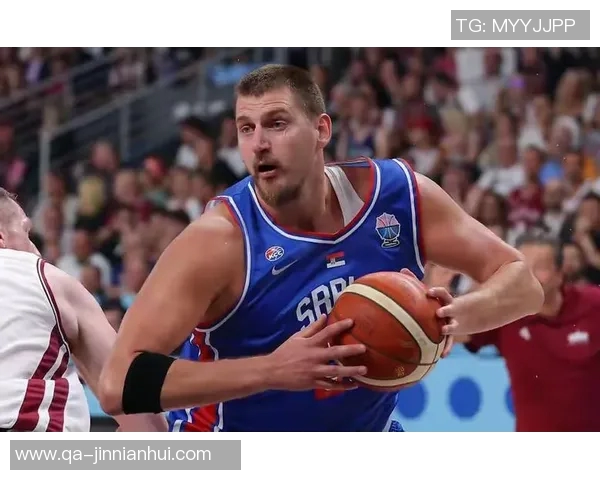 约基奇半场表现平平4次失误影响球队仅得7分6板6助1断