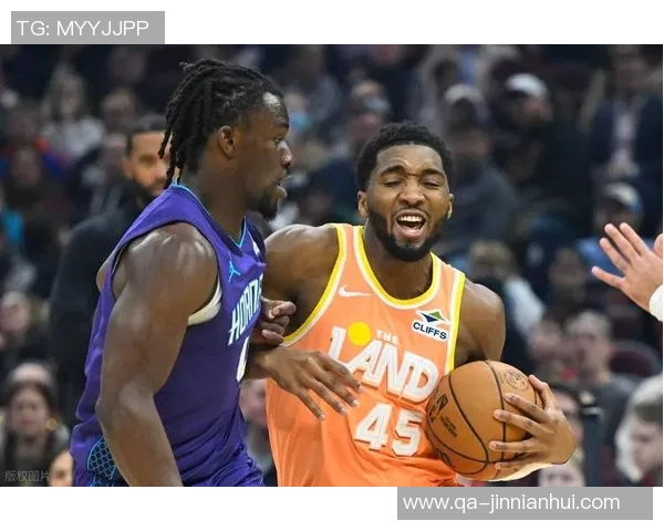 克尼佩尔称赞三球小桥无私打球共同合作让比赛更加轻松愉快 克尼佩尔称赞三球小桥无私打球共同合作让比赛更加轻松愉快